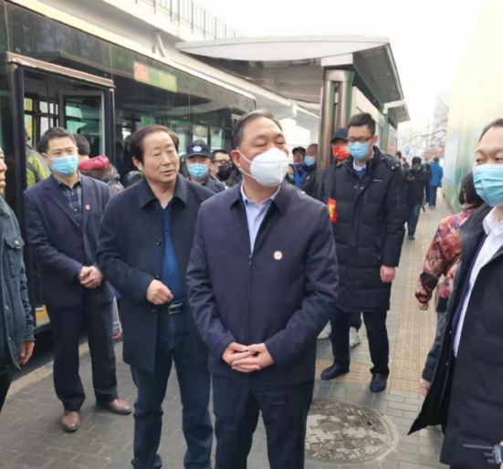 北京恒安卫士公交乘务管理员为公交护航为乘客解忧展风采